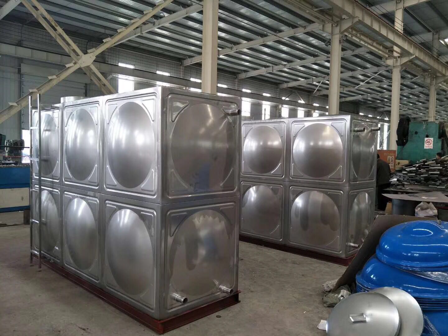 不锈钢水箱车间展示
